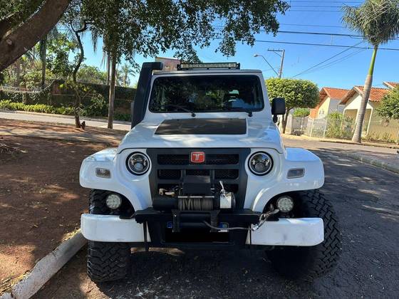 TROLLER T4 3.0 TETO RÍGIDO 16V TURBO ELETRONIC DIESEL 2P MANUAL
